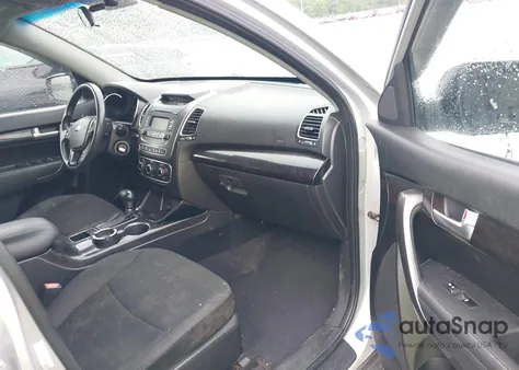 2014 Kia Sorento Lx из США, поврежденный, VIN 5XYKT3A65EG457828